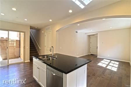 Building Photo - 3 br, 3 bath House - 166 Firefly