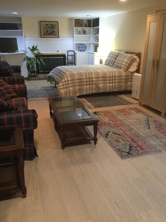 Foto del edificio - 2819 Key Blvd