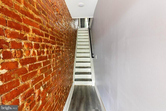 Foto del edificio - 6035 Hazel Ave