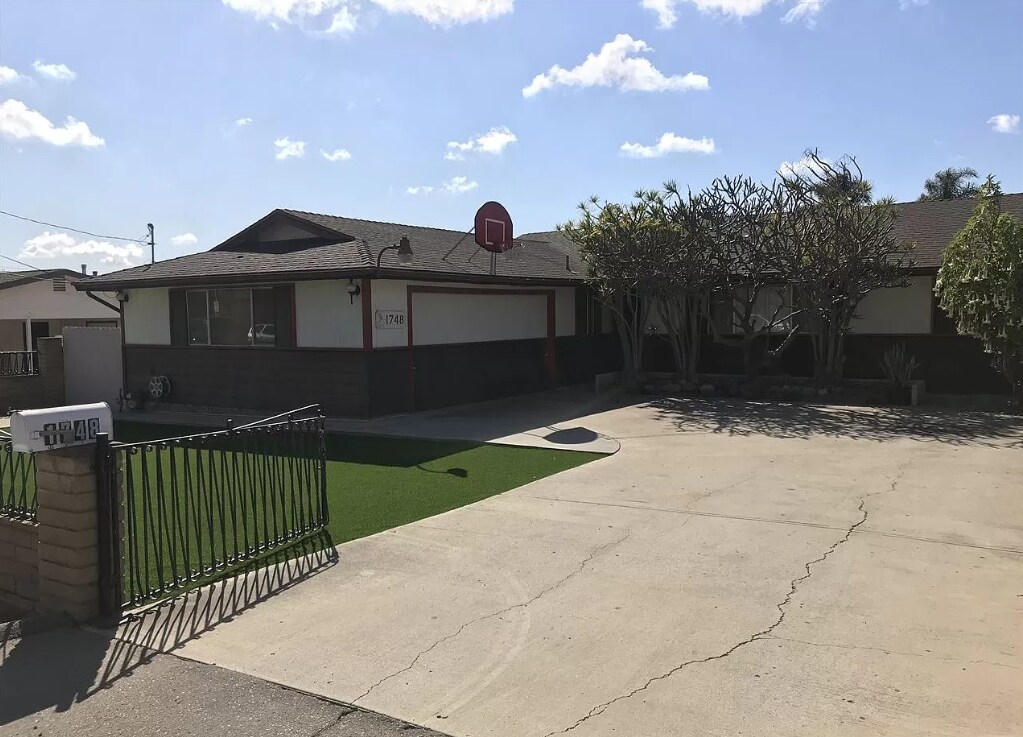 Front View - 1748 Rios Ave