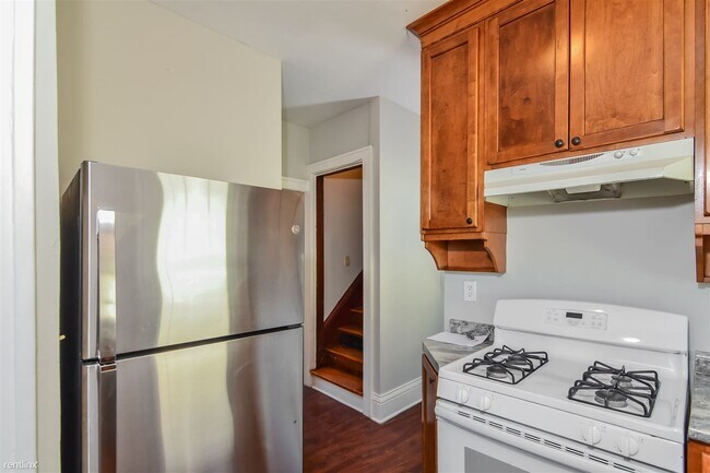 Building Photo - 3 br, 1 bath House - 3822 Fremont Avenue N