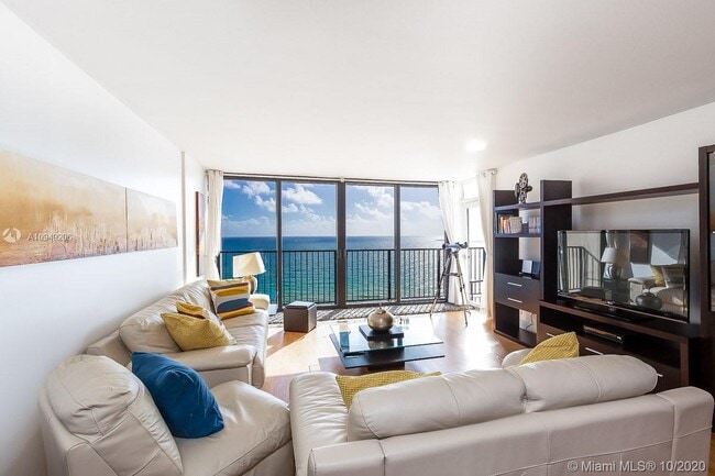 Building Photo - 2201 S Ocean Dr