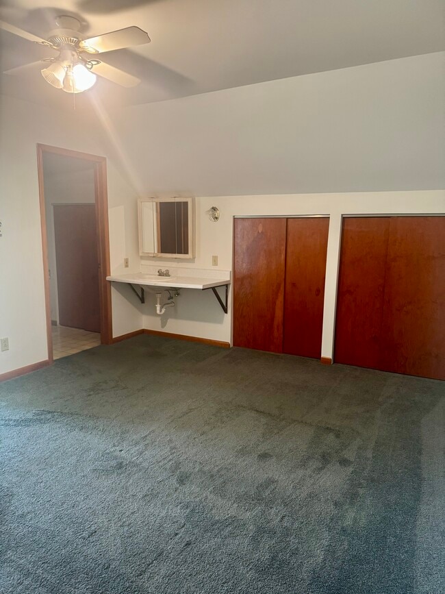 Foto del edificio - 7467 Henrietta Rd