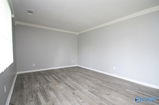 Foto del edificio - 3414 Deerfield Rd NW