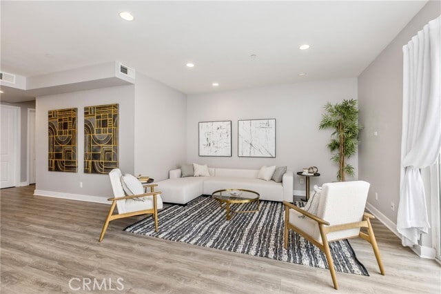 Building Photo - 11851 Laurelwood Dr