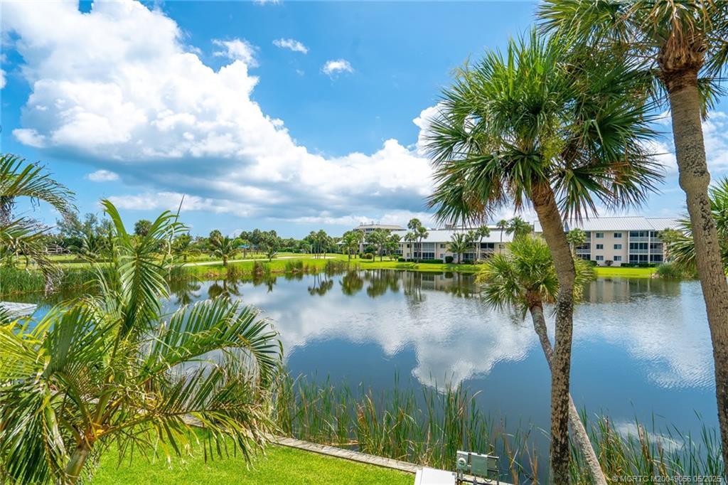 Foto principal - 5553 NE Gulfstream Way