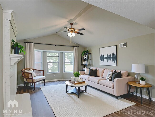 Foto del edificio - 7542 Lone Oak Cove