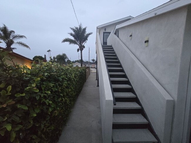 Building Photo - Beautiful new ADU for lease