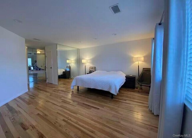 Foto del edificio - 137 Foxwood Dr