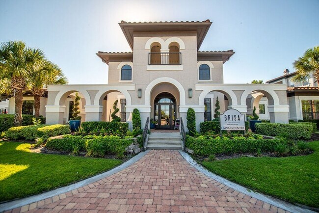 Building Photo - 2840 Shadowbriar Dr