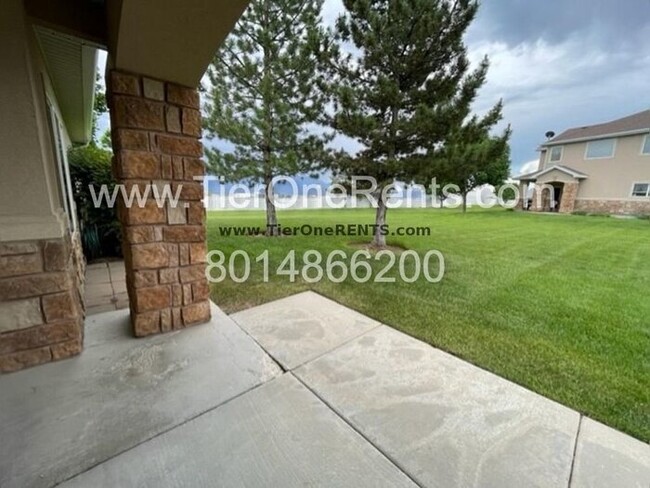 Building Photo - This property offers a NO DEPOSIT option a...