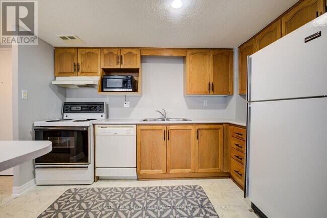 Photo du bâtiment - 260 Sheldon Ave N