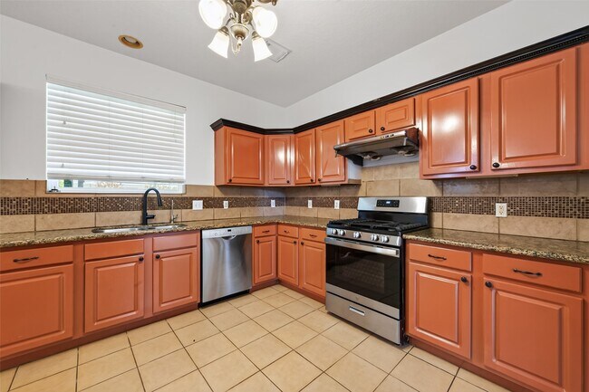 Building Photo - 12214 Doe Meadow Dr