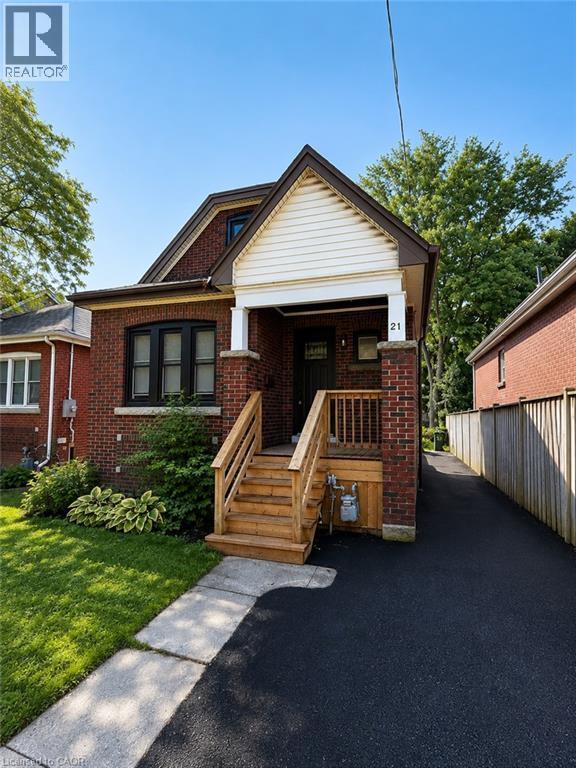 Building Photo - 21 Haddon Ave S