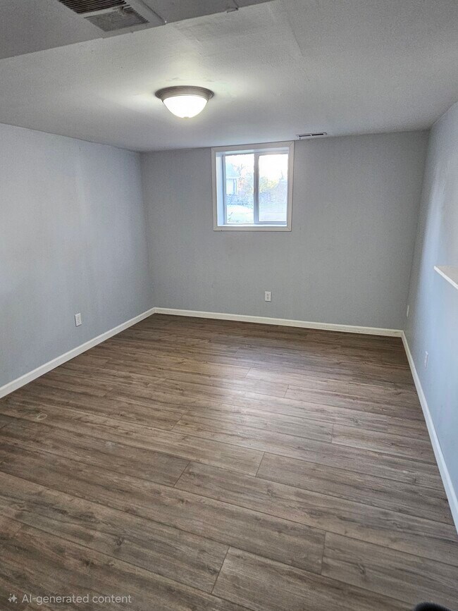 Foto del edificio - 471 Vincent Ave