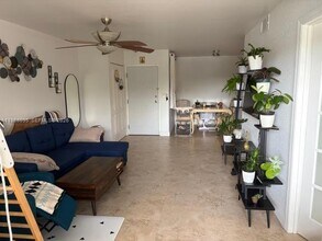 Building Photo - 2880 N Oakland Forest Dr