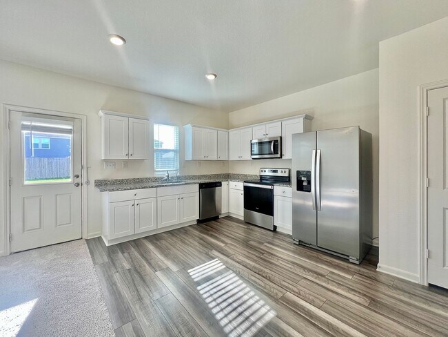 Foto del edificio - 14346 Elkhorn Crest