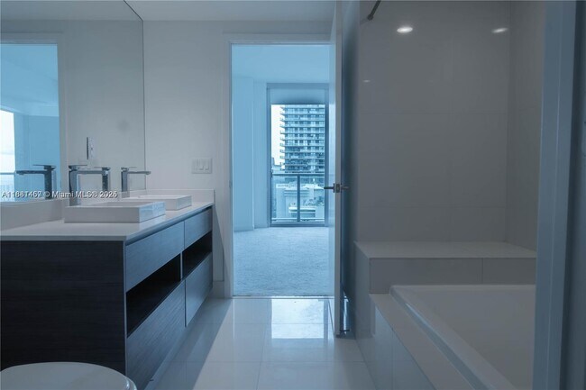 Foto del edificio - 1100 S Miami Ave