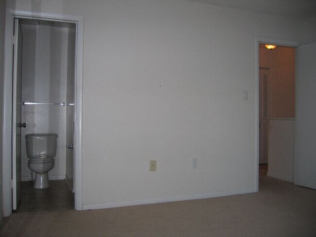 Foto del edificio - 11449 Stoney Point Pl