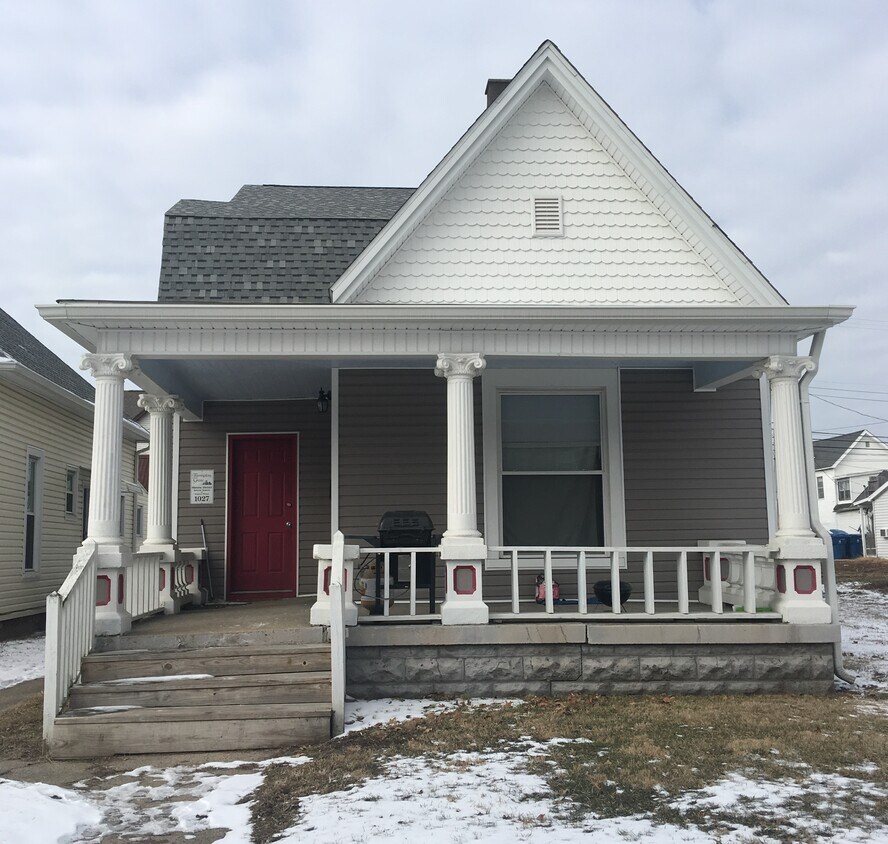 Exterior - 1027 S 4th St