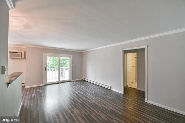 Building Photo - 200 Campbell Cir
