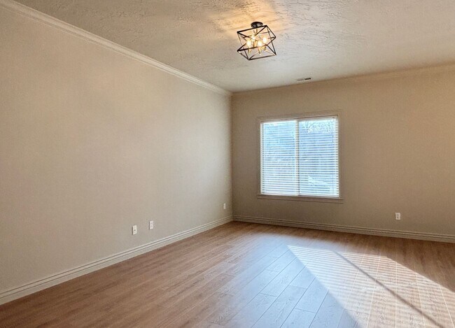 Foto del edificio - Lovely Townhome at Cottages on Ninth!