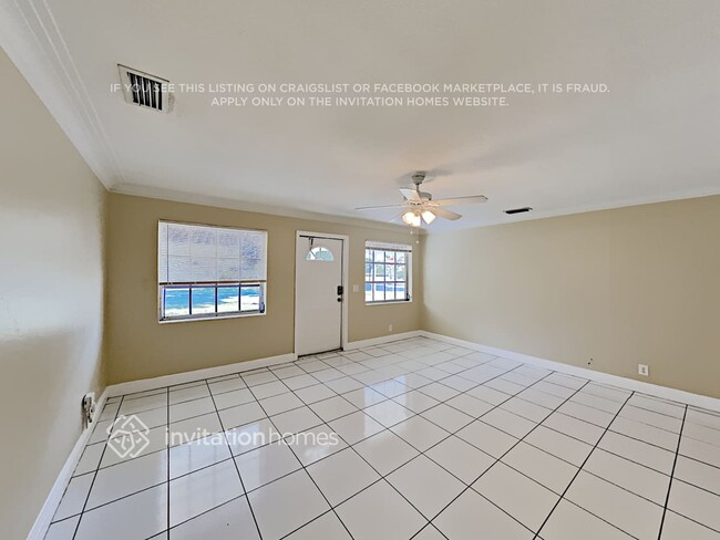 Foto del edificio - 2202 SE 1st St