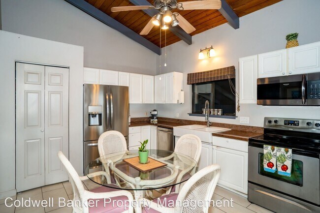 Building Photo - 2 br, 2 bath House - 155 Auhana Road #D