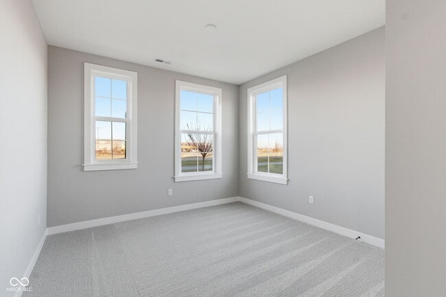 Building Photo - 426 Elite St