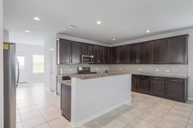 Foto del edificio - 317 Westminster Dr