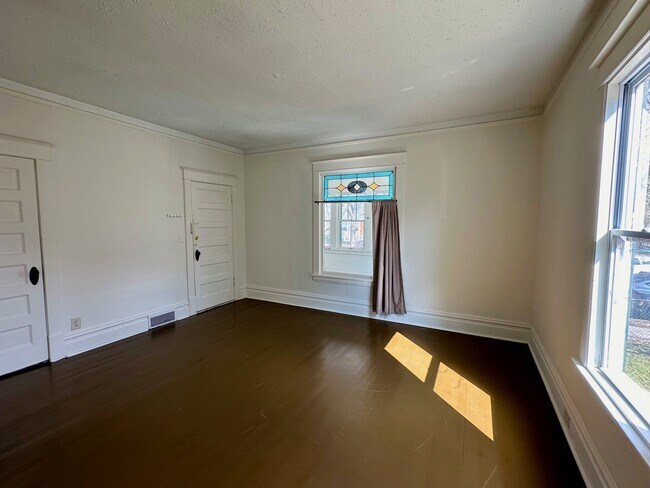 Foto del edificio - 227 N Humboldt Ave N