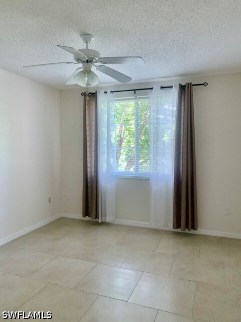 Foto del edificio - 1180 Reserve Way