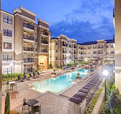 Building Photo - 3515 S Sam Houston Pkwy E