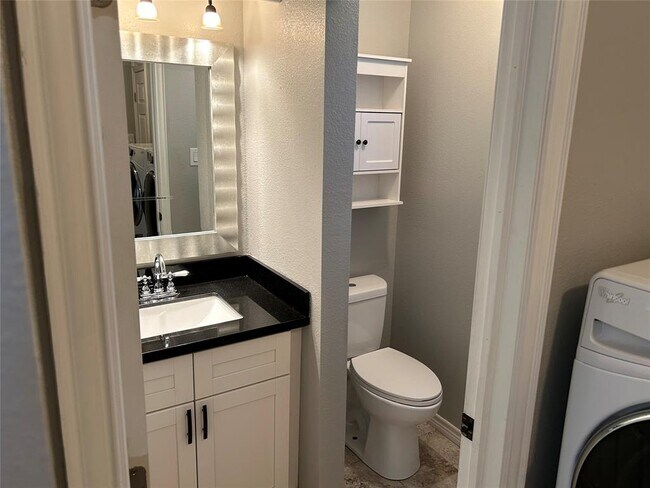 Foto del edificio - 11602 Cypresswood Dr