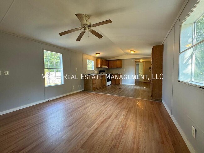 Foto del edificio - 102 Park Dr