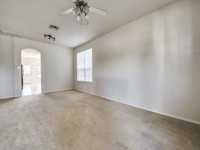 Building Photo - 10337 Waterbury Dr