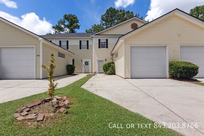 Foto del edificio - 4585 Great Oak Dr