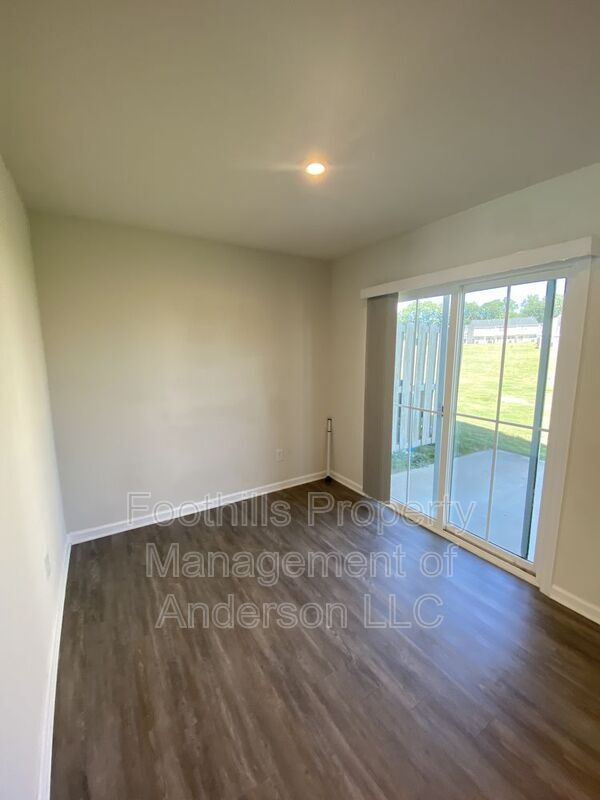Building Photo - 171 Nicklaus Dr