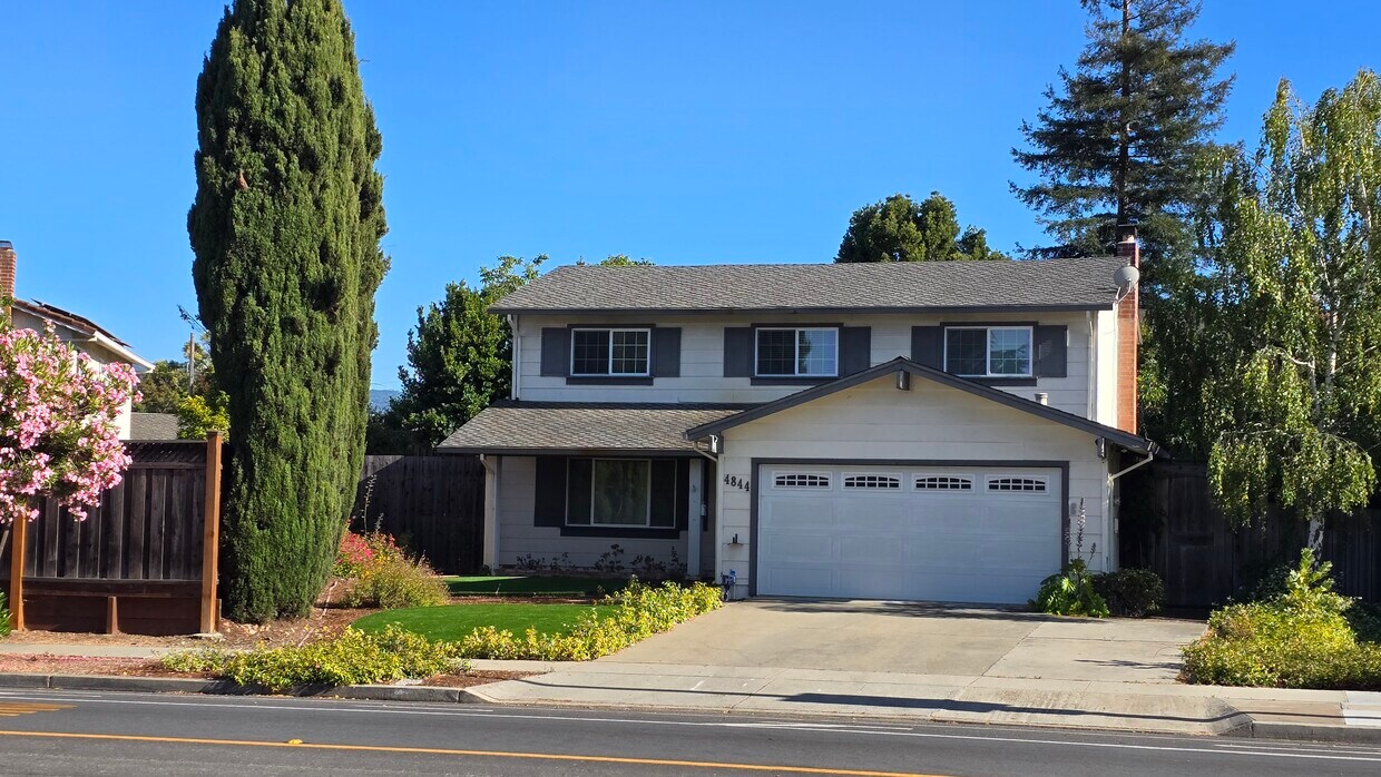 Foto principal - 4844 Westmont Ave