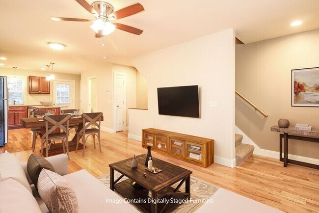 Building Photo - The Hills at River View's Tuscan Envoy Tow...