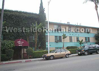 Foto principal - 8608 Holloway Dr