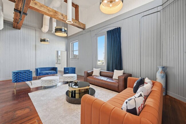 Foto del edificio - 222 W 15th St