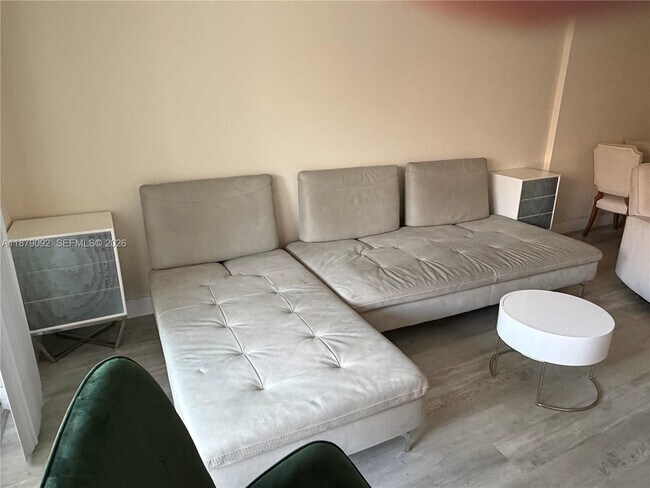 Foto del edificio - 901 NE 14th Ave