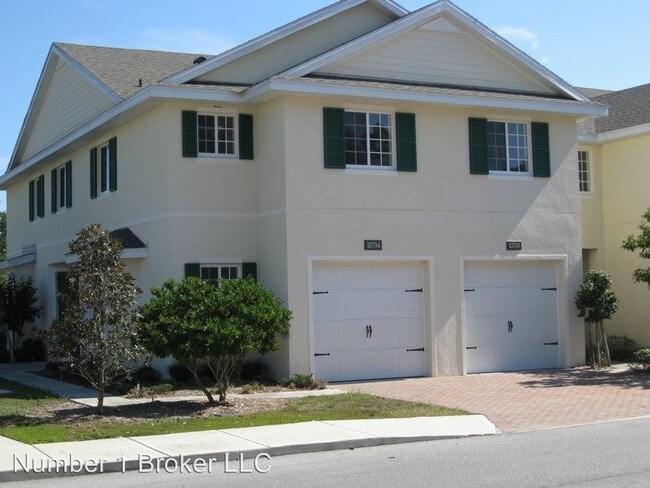 Building Photo - 10337 Regent Square Dr