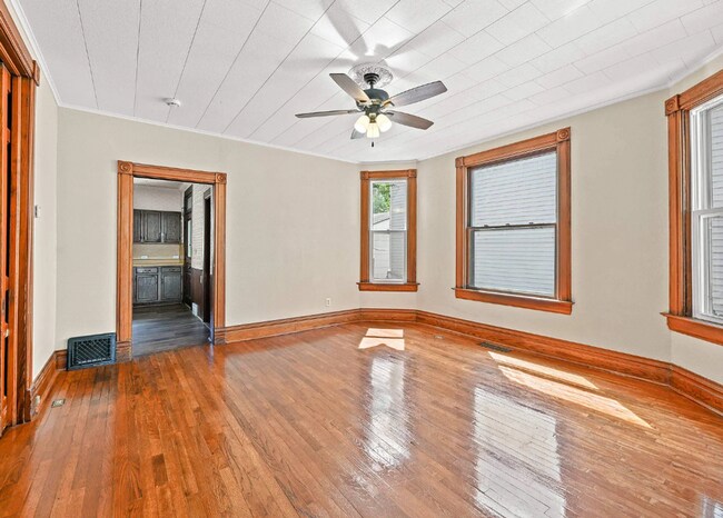 Foto del edificio - 2508 Windsor Ave