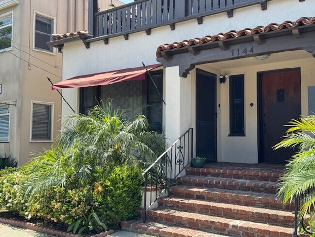 Foto del edificio - 1144 E Appleton St