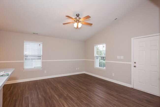 Foto del edificio - 514 Pullman St SW