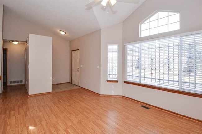 Building Photo - 4323 Nepal St