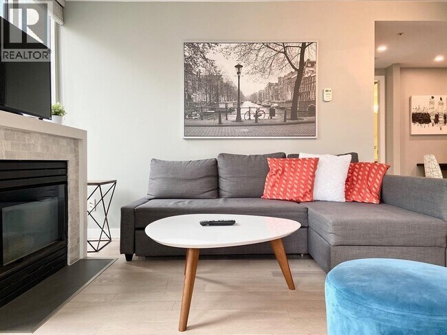 Building Photo - 183 Keefer Pl