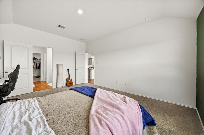 Foto del edificio - 15726 Majestic Evergreen Wy